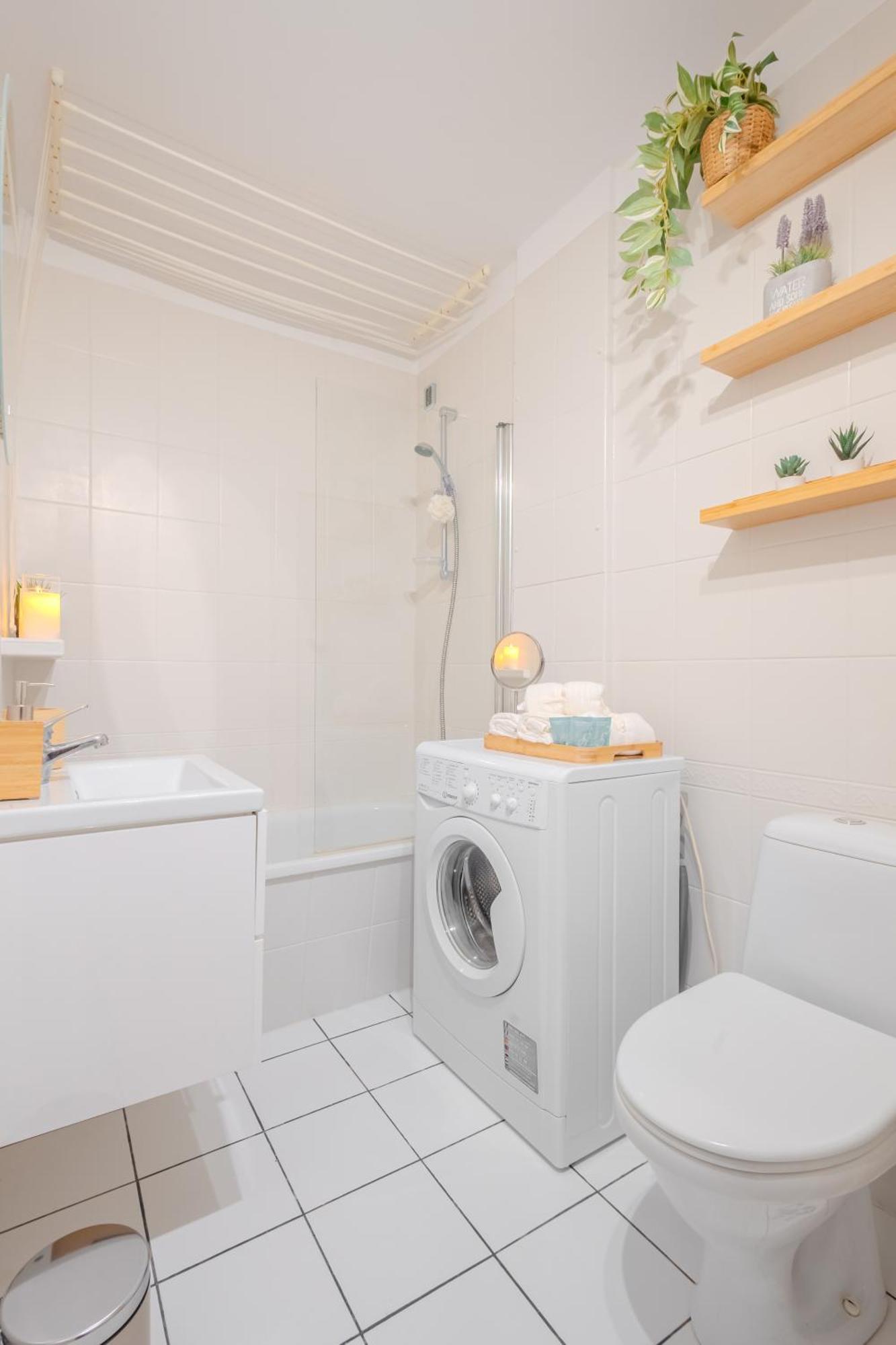 Rezydencja Filmowa- Wygodny Apartament 10 Min Od Lotniska I Centrum Apartment Варшава Екстериор снимка