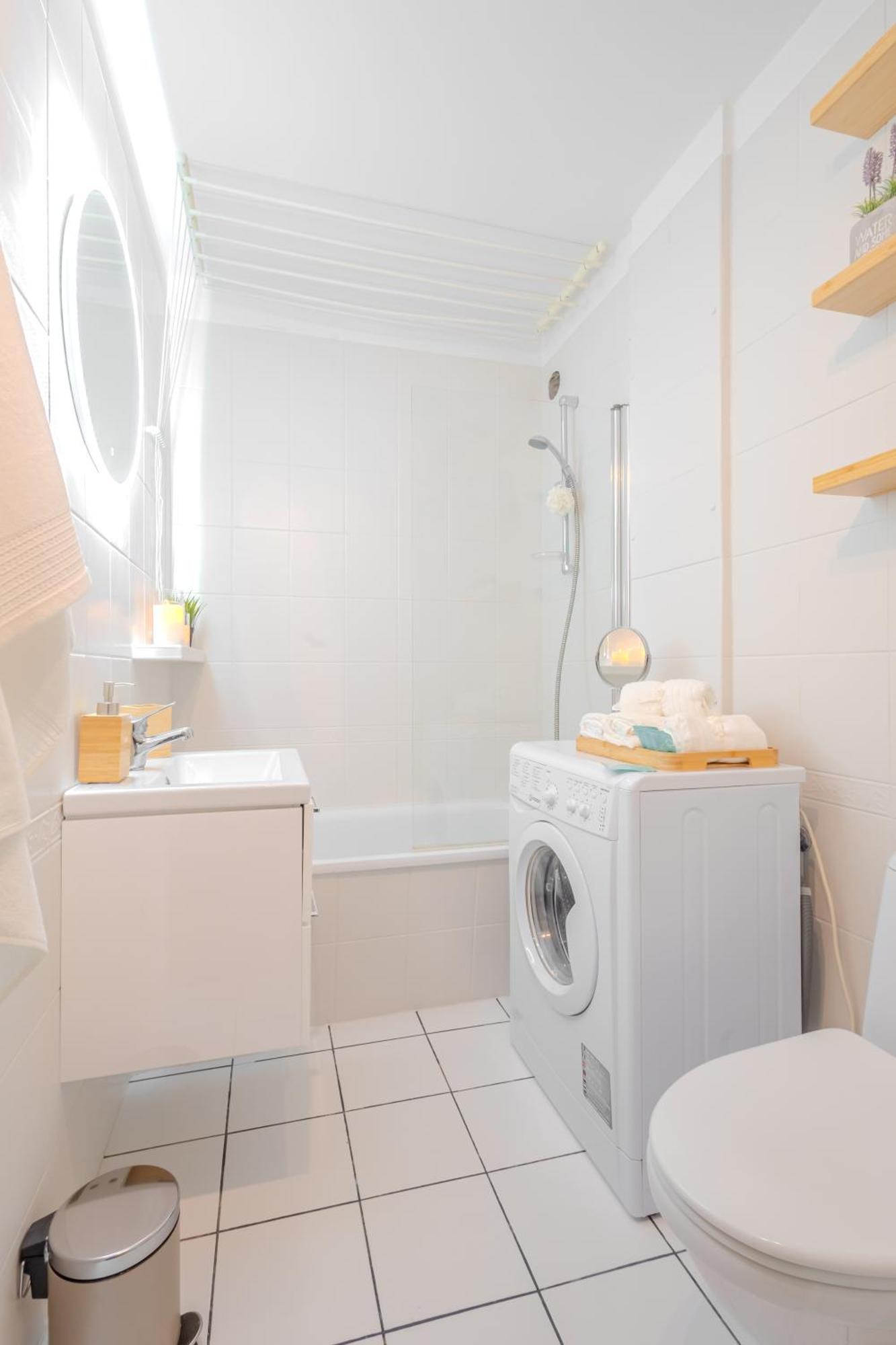 Rezydencja Filmowa- Wygodny Apartament 10 Min Od Lotniska I Centrum Apartment Варшава Екстериор снимка